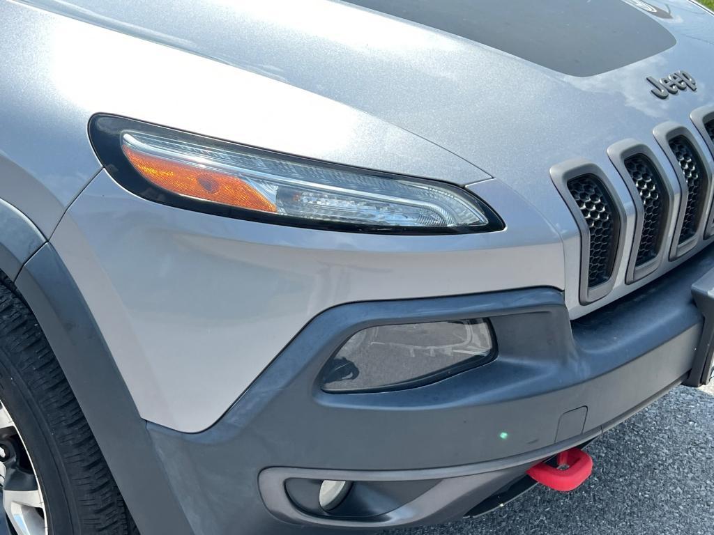 used 2014 Jeep Cherokee car, priced at $9,439