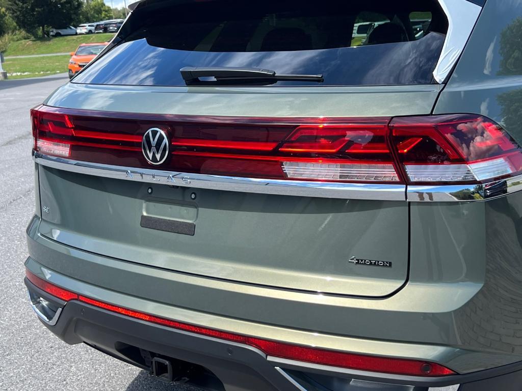 new 2026 Volkswagen Atlas Cross Sport car