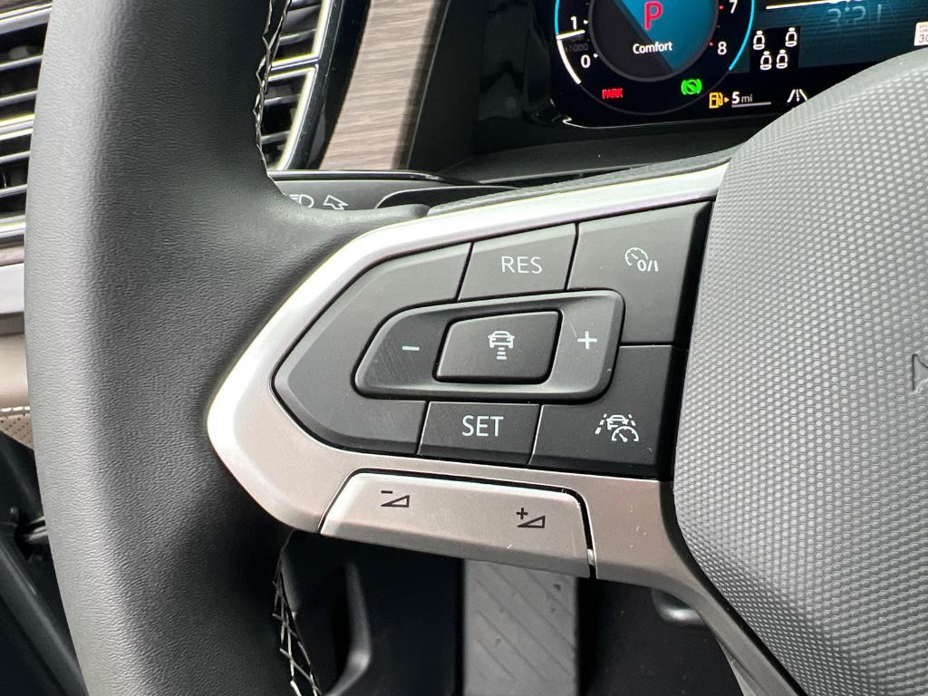 new 2025 Volkswagen Atlas car, priced at $47,396