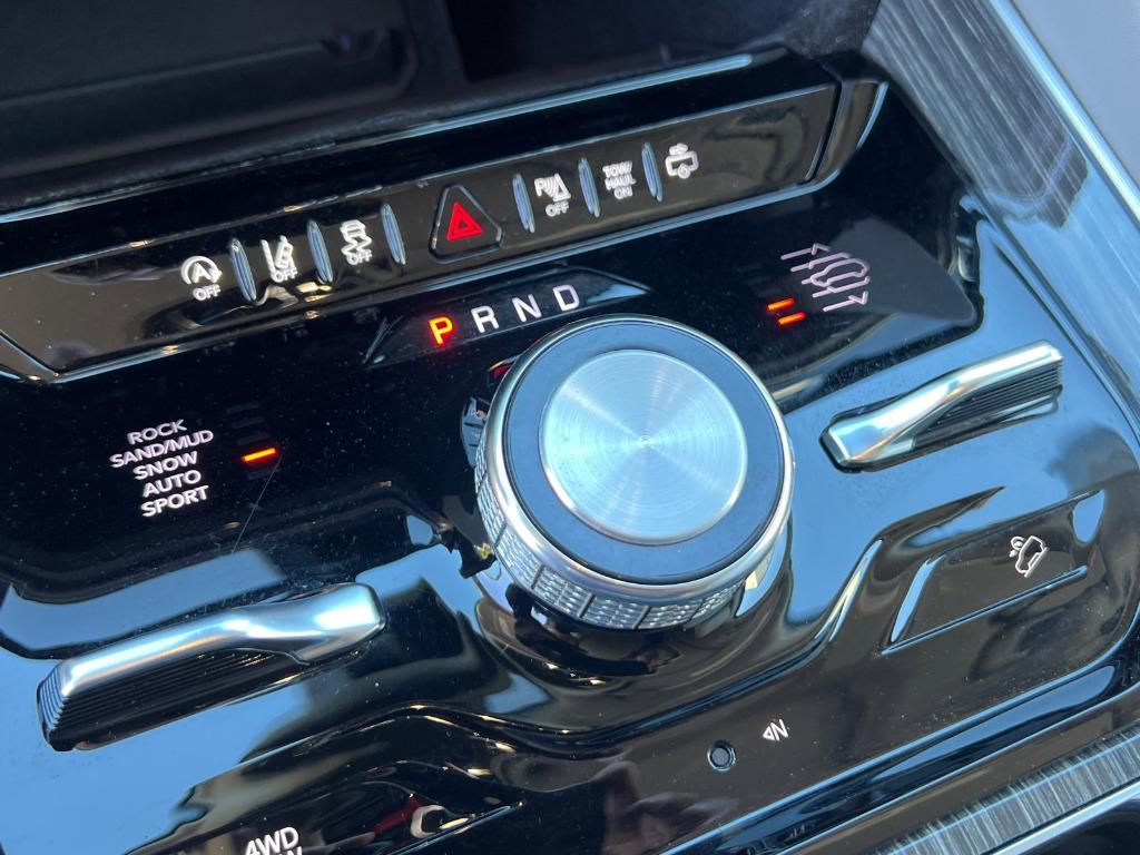 used 2022 Jeep Wagoneer car, priced at $36,421