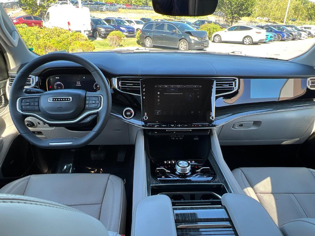 used 2022 Jeep Wagoneer car, priced at $36,421