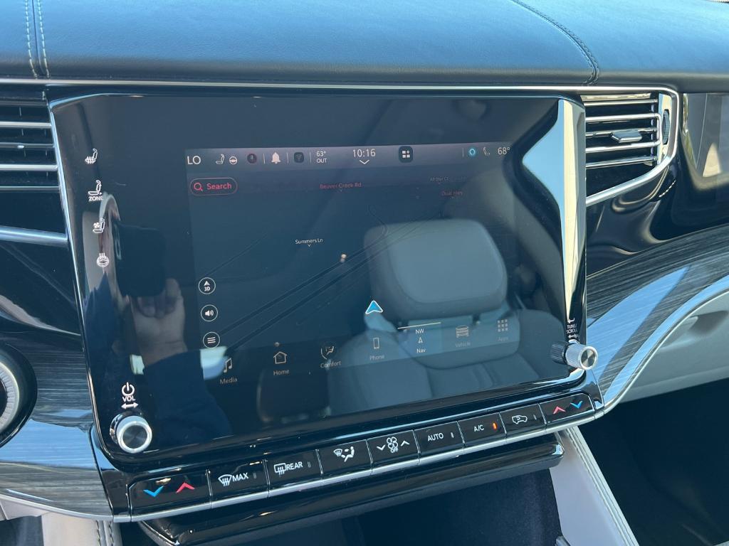 used 2022 Jeep Wagoneer car, priced at $36,421