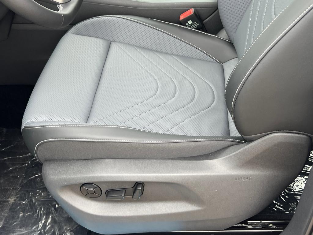 new 2025 Volkswagen Tiguan car, priced at $34,017
