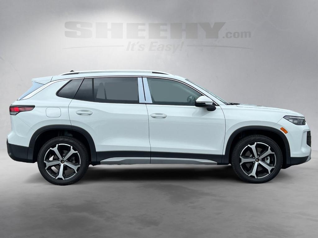 new 2025 Volkswagen Tiguan car, priced at $34,017