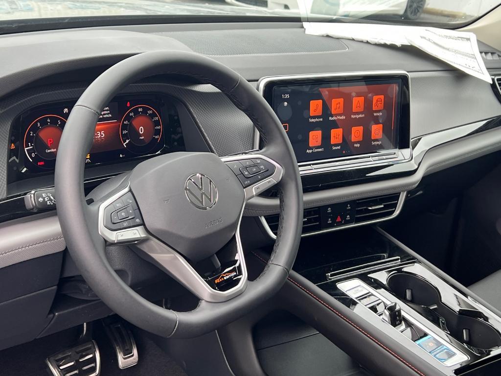 new 2025 Volkswagen Atlas car, priced at $46,574