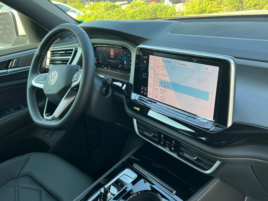 new 2026 Volkswagen Atlas Cross Sport car