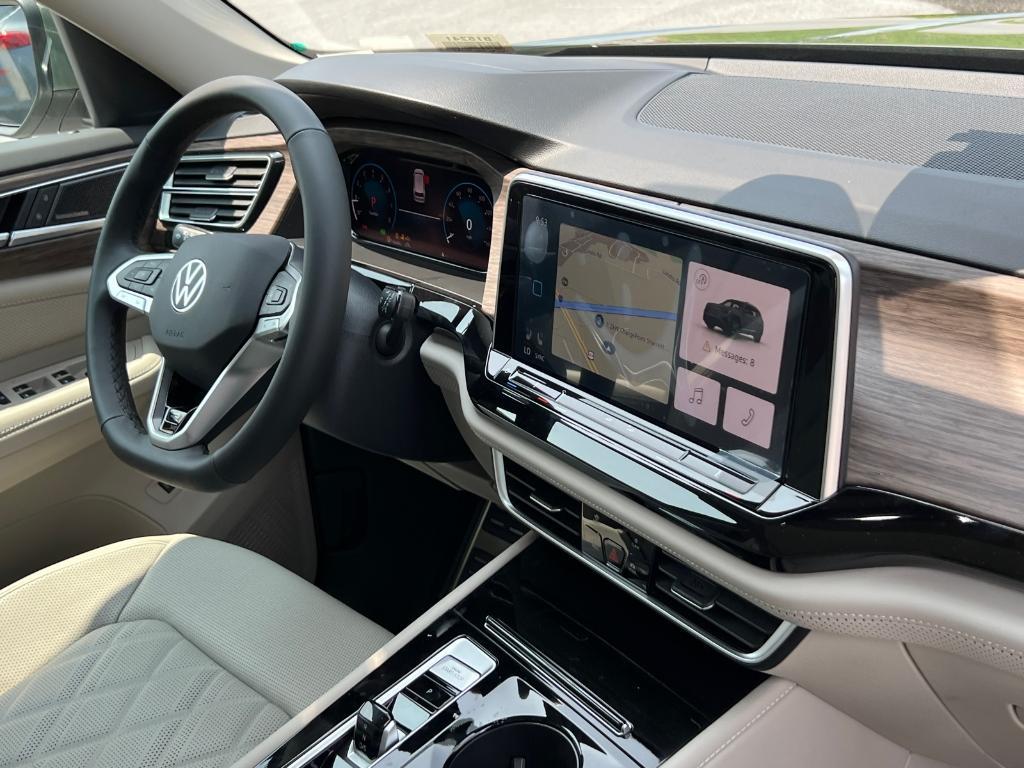new 2025 Volkswagen Atlas car, priced at $53,471