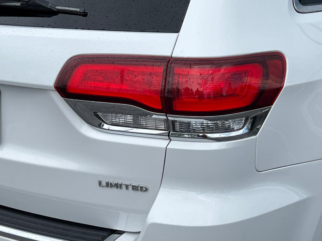 used 2021 Jeep Grand Cherokee car, priced at $23,776