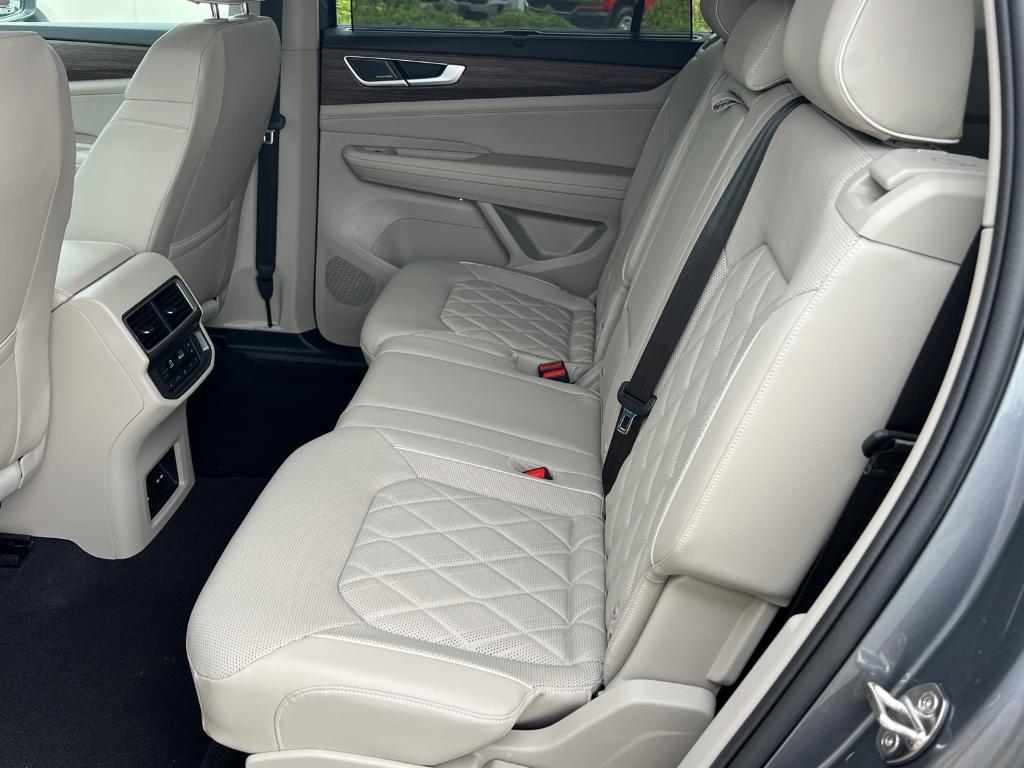 used 2024 Volkswagen Atlas car, priced at $44,900