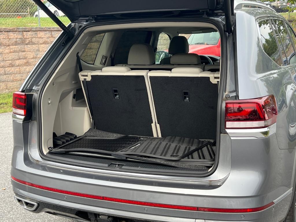 used 2024 Volkswagen Atlas car, priced at $44,900