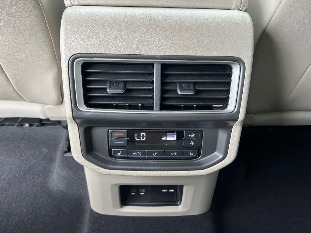 used 2024 Volkswagen Atlas car, priced at $44,900