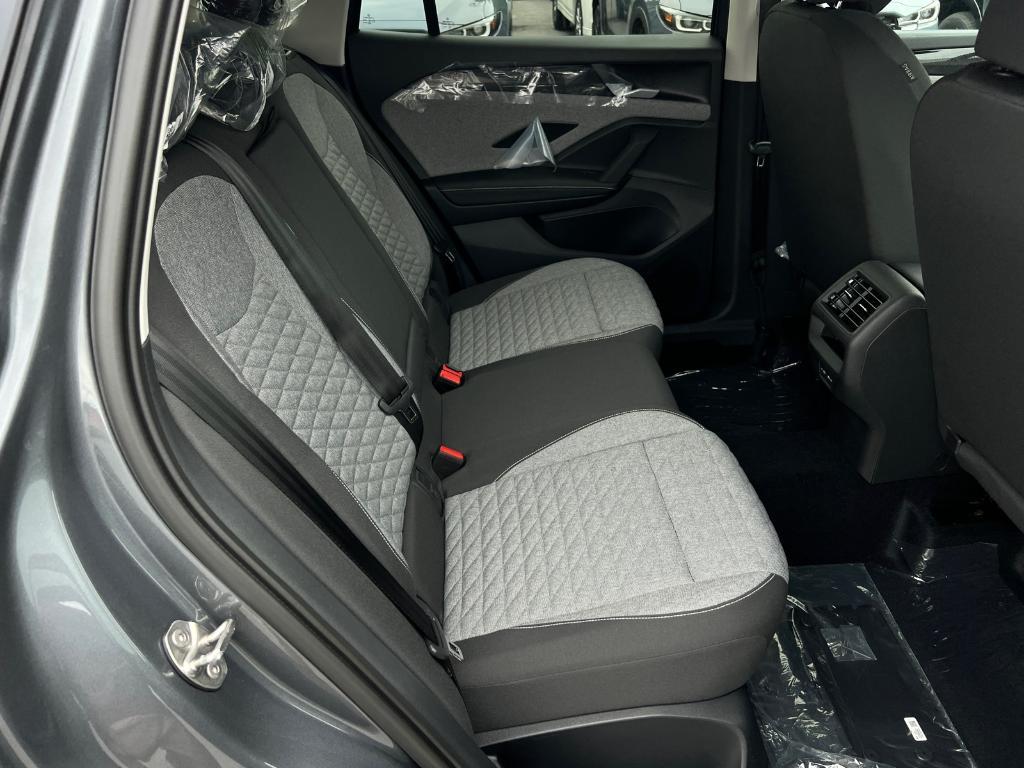 new 2025 Volkswagen Tiguan car, priced at $31,612