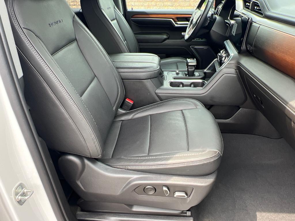 used 2023 GMC Sierra 1500 car, priced at $53,451