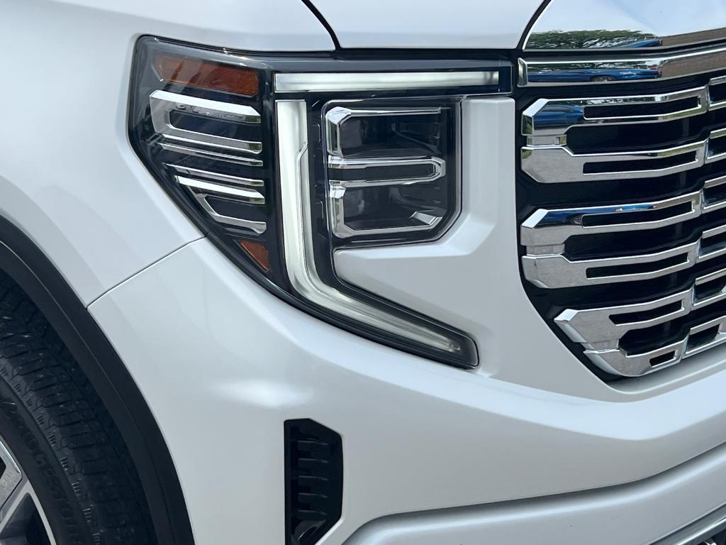used 2023 GMC Sierra 1500 car, priced at $53,451