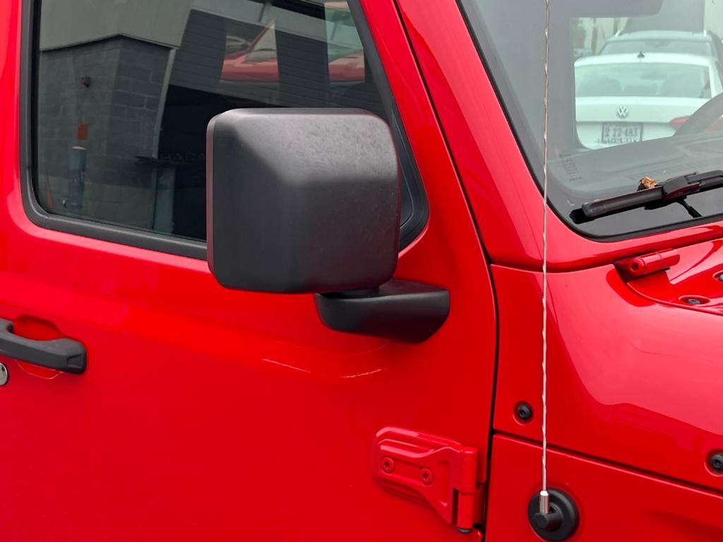 used 2019 Jeep Wrangler Unlimited car, priced at $20,490