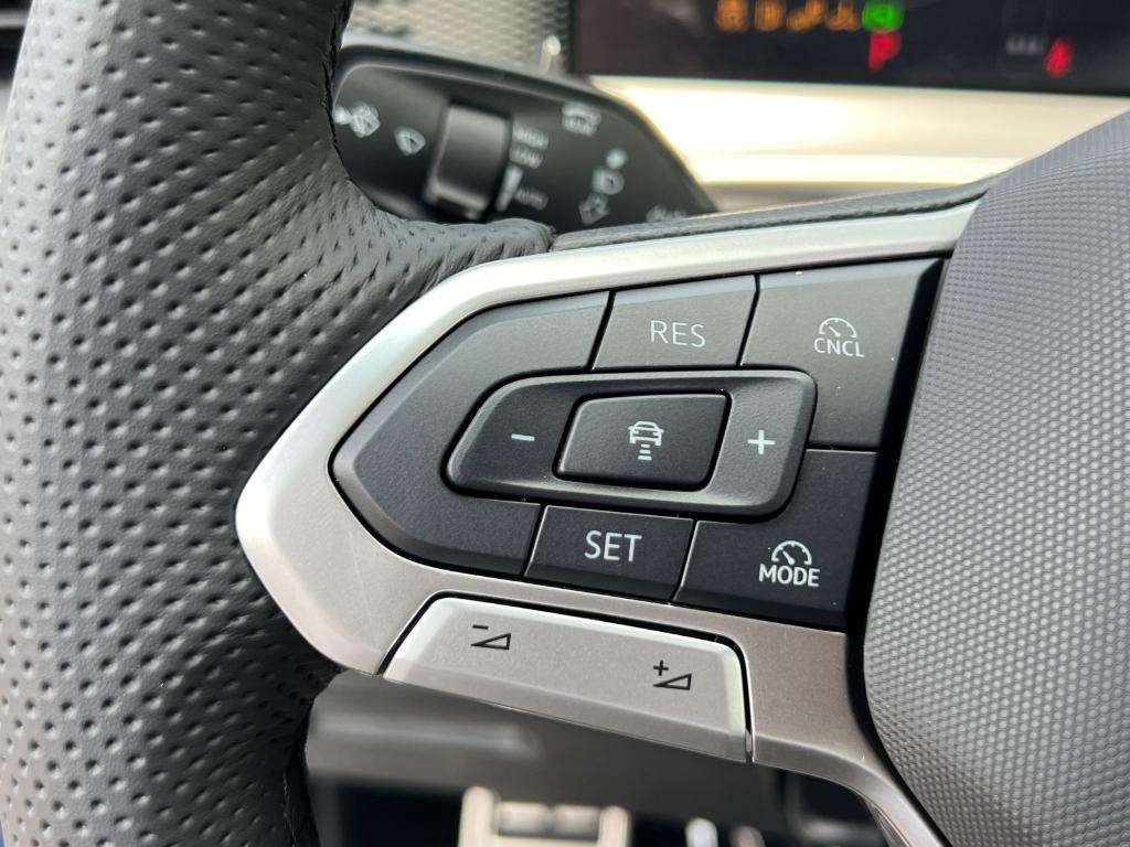 new 2025 Volkswagen Tiguan car, priced at $37,514