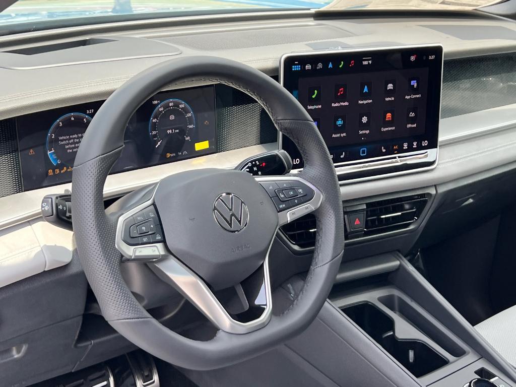 new 2025 Volkswagen Tiguan car, priced at $37,514