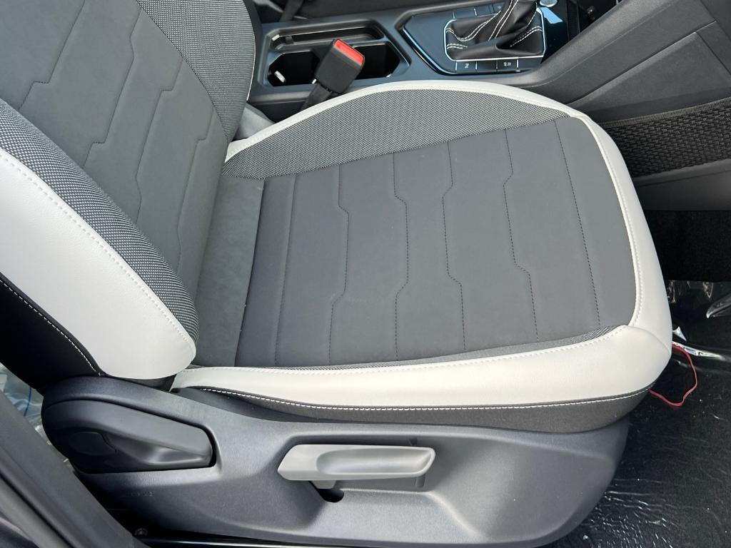 new 2025 Volkswagen Taos car, priced at $29,480