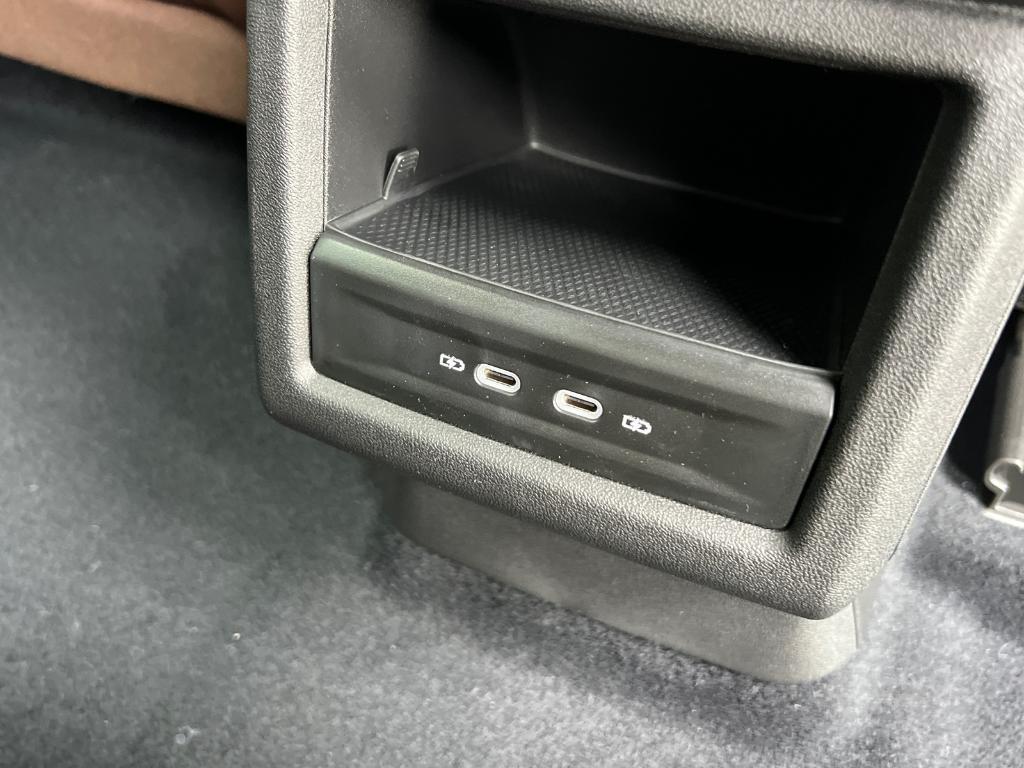 new 2025 Volkswagen ID.4 car, priced at $40,719