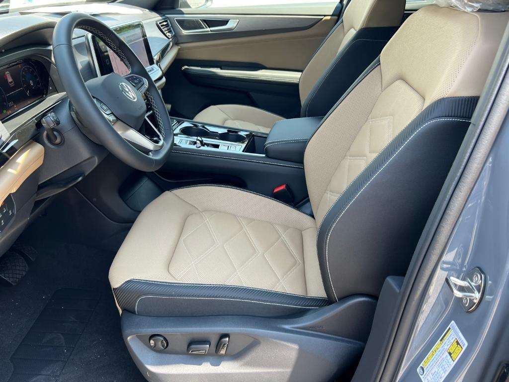 new 2025 Volkswagen Atlas Cross Sport car, priced at $45,313