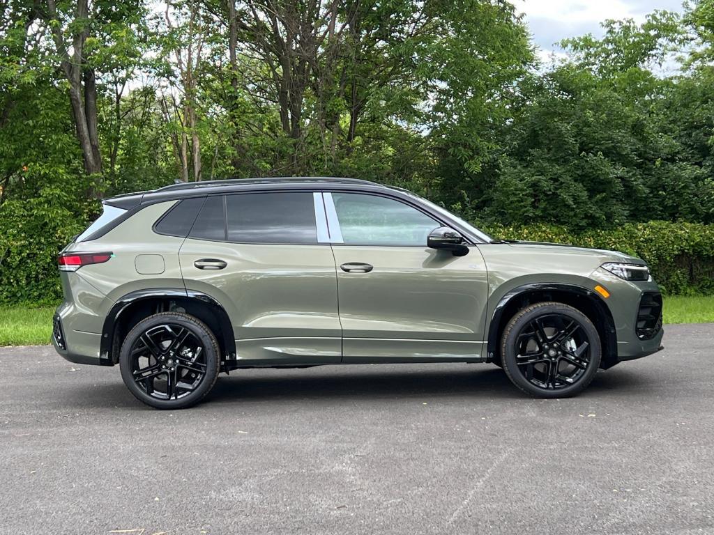 new 2025 Volkswagen Tiguan car, priced at $38,667