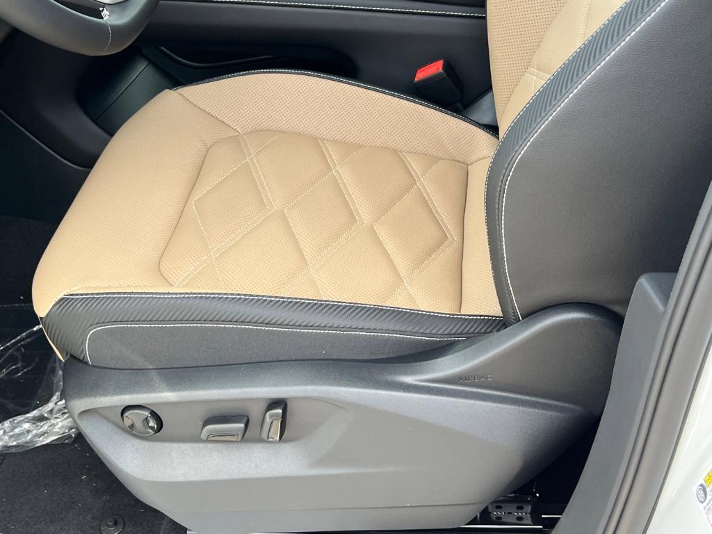 new 2026 Volkswagen Atlas Cross Sport car, priced at $46,538