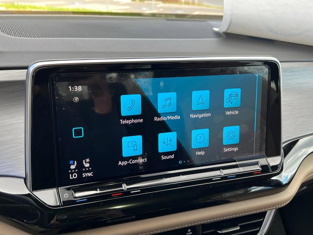 new 2026 Volkswagen Atlas Cross Sport car, priced at $46,538