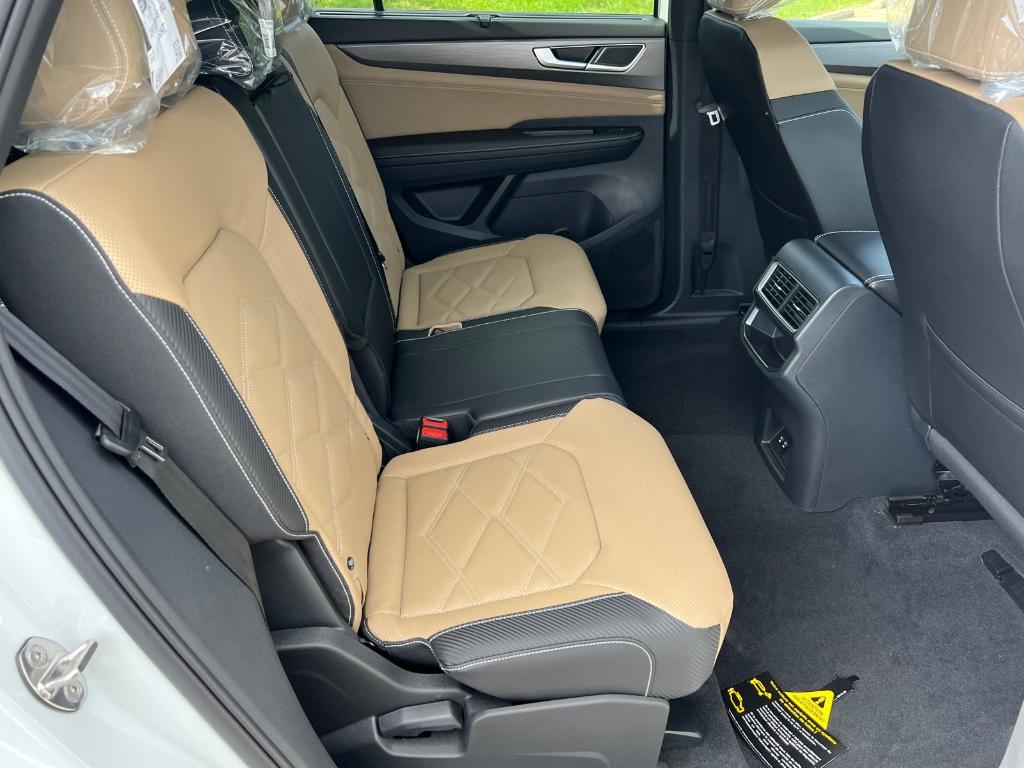 new 2026 Volkswagen Atlas Cross Sport car, priced at $46,538