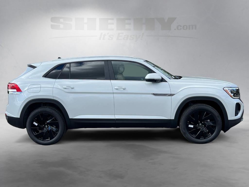 new 2026 Volkswagen Atlas Cross Sport car, priced at $46,538