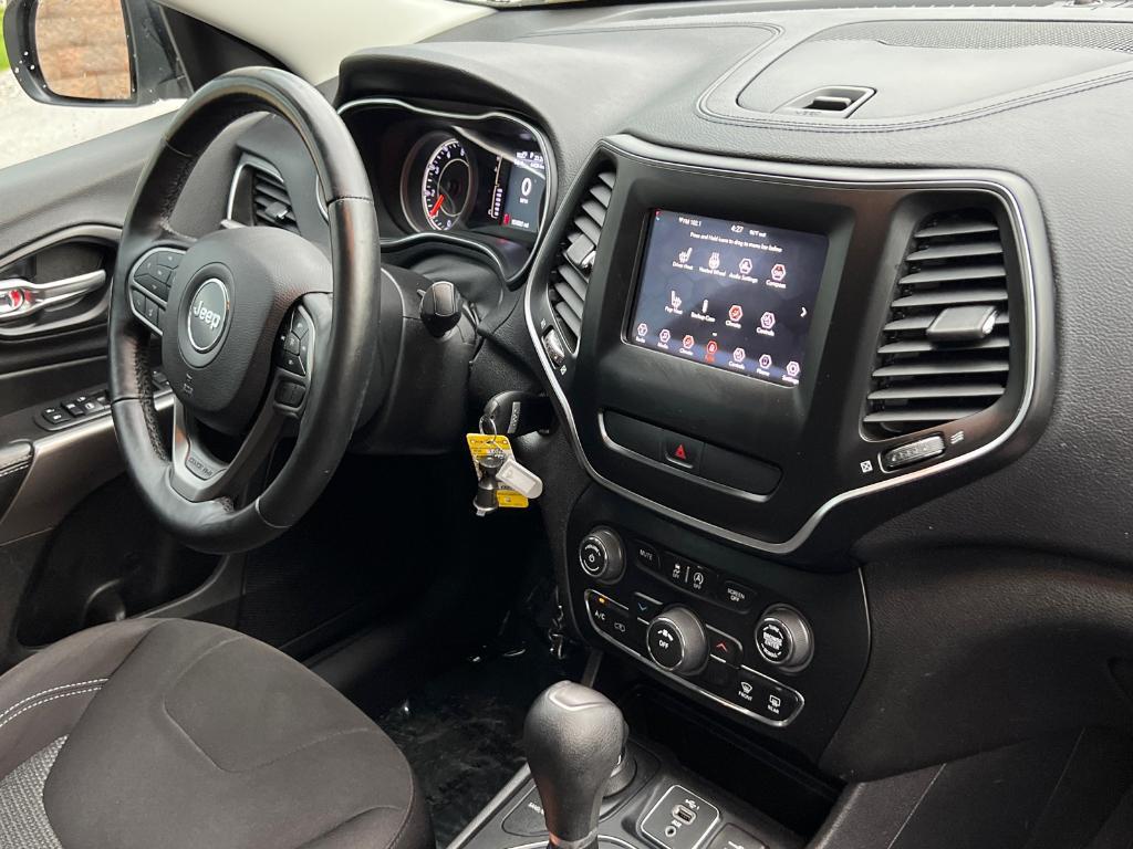 used 2019 Jeep Cherokee car, priced at $10,256