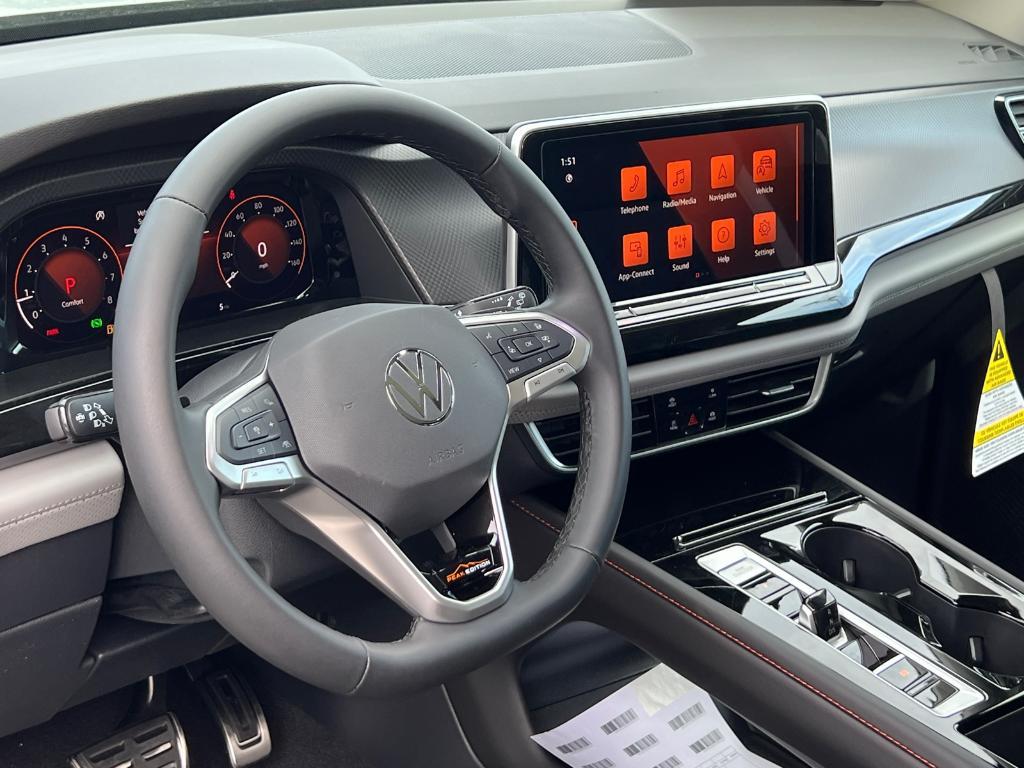 new 2025 Volkswagen Atlas car, priced at $45,039