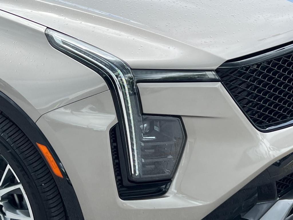 used 2024 Cadillac XT4 car, priced at $33,251