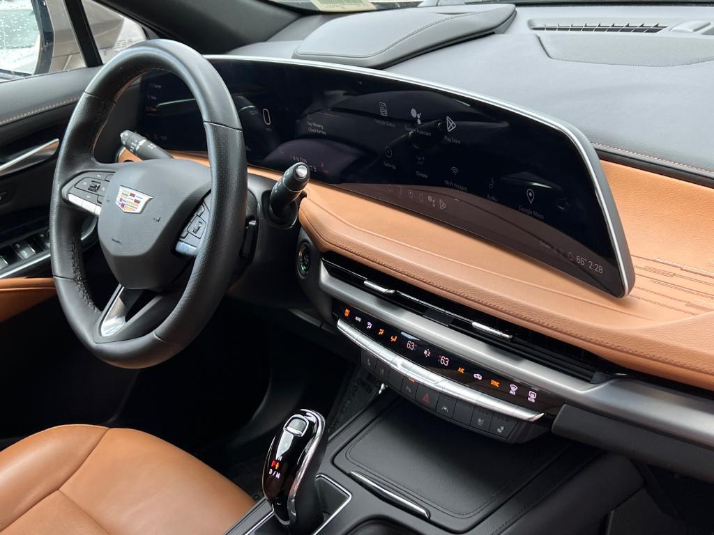 used 2024 Cadillac XT4 car, priced at $33,251