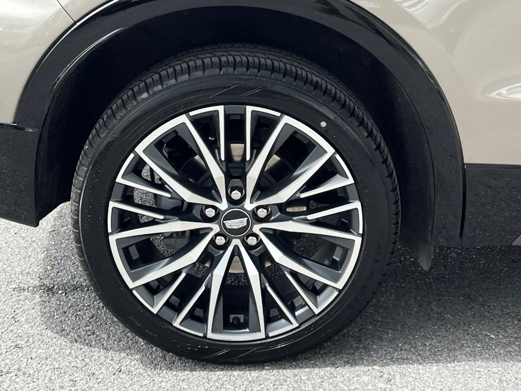 used 2024 Cadillac XT4 car, priced at $33,251