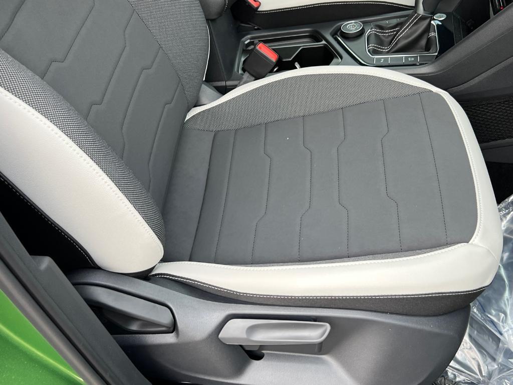 new 2025 Volkswagen Taos car, priced at $32,111