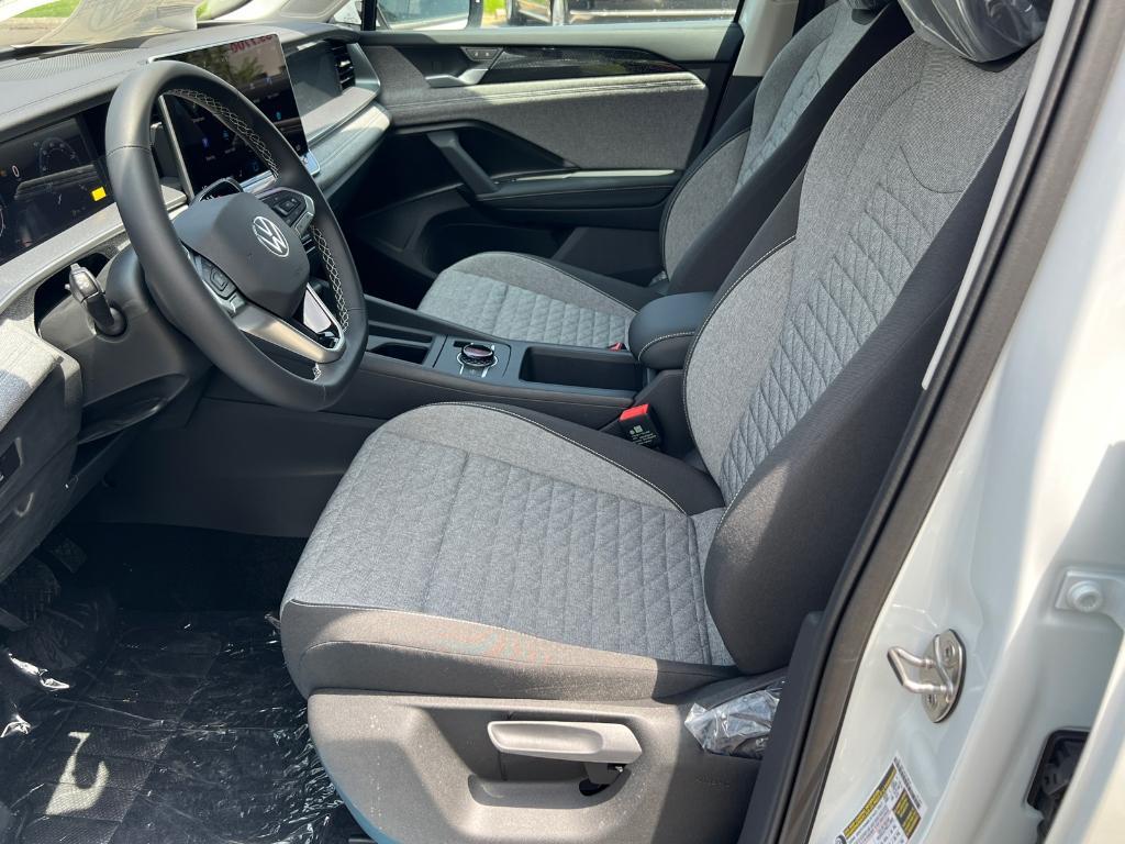 new 2025 Volkswagen Tiguan car, priced at $30,220