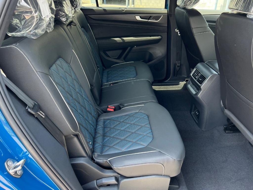 new 2025 Volkswagen Atlas Cross Sport car, priced at $50,397