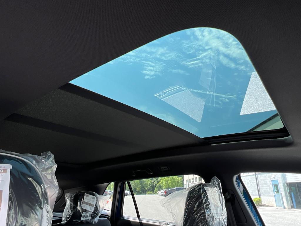 new 2025 Volkswagen Atlas Cross Sport car, priced at $50,397