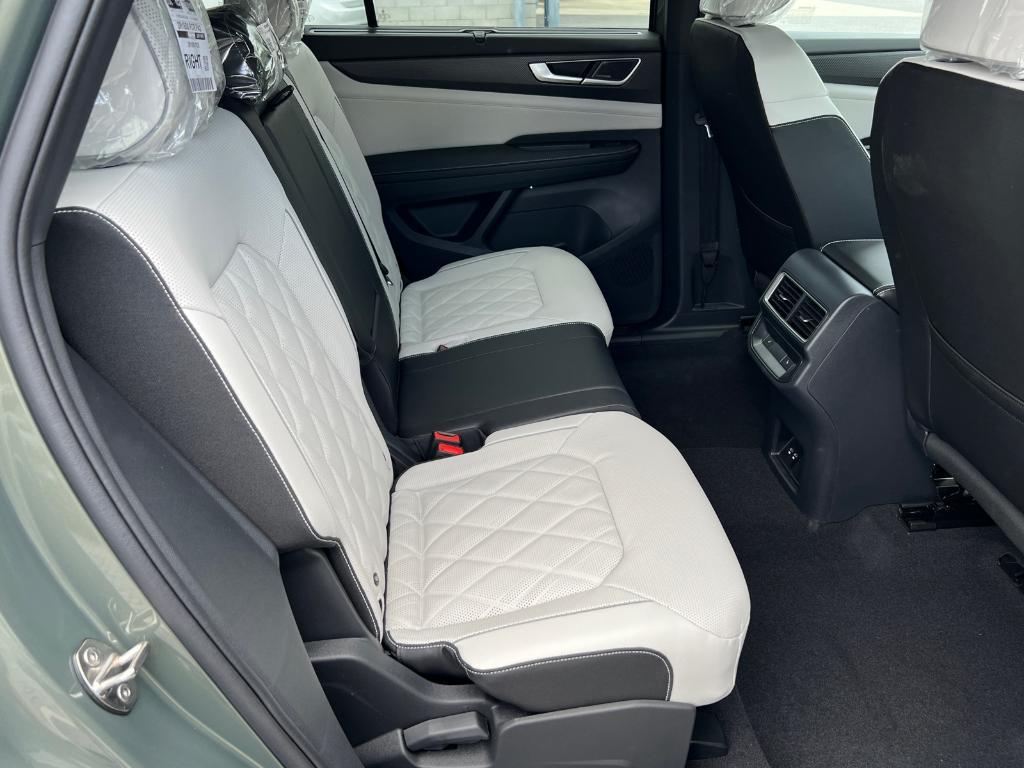 new 2025 Volkswagen Atlas Cross Sport car, priced at $51,397