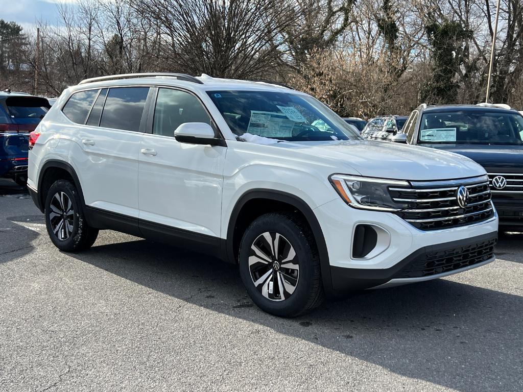 new 2025 Volkswagen Atlas car, priced at $38,198