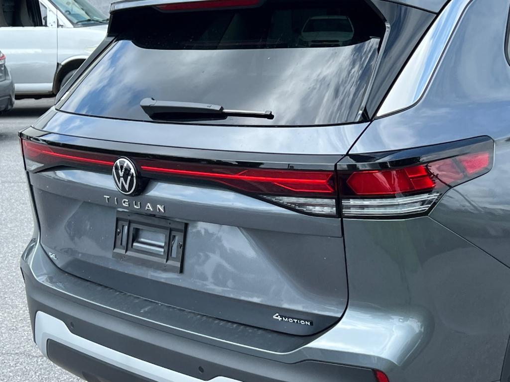 new 2025 Volkswagen Tiguan car, priced at $34,323