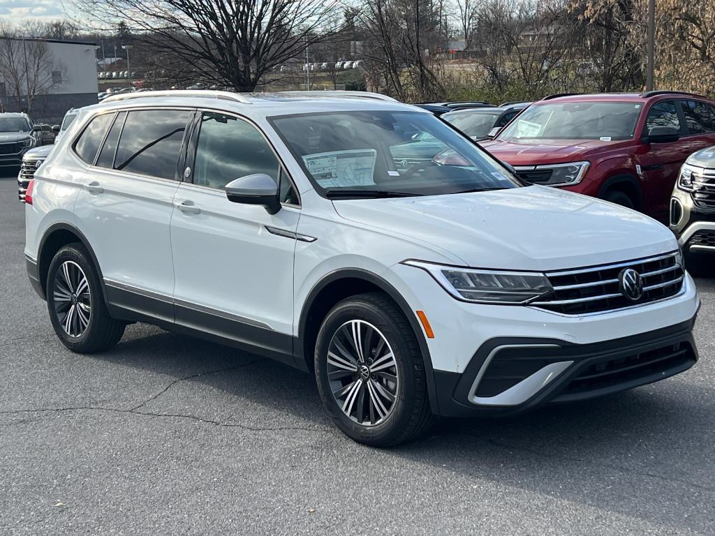 new 2024 Volkswagen Tiguan car, priced at $29,481