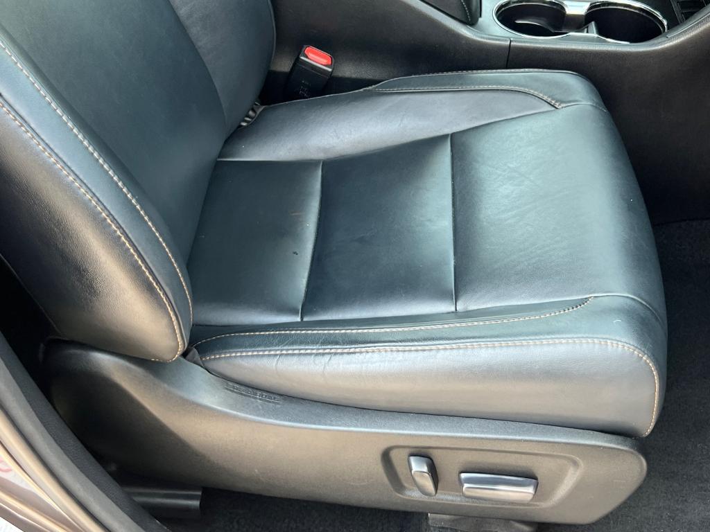 used 2017 Toyota Highlander car, priced at $14,186