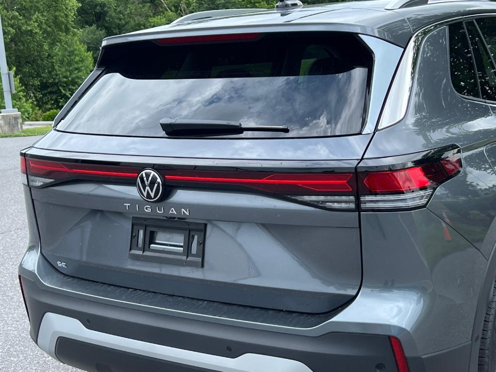 new 2025 Volkswagen Tiguan car, priced at $32,589