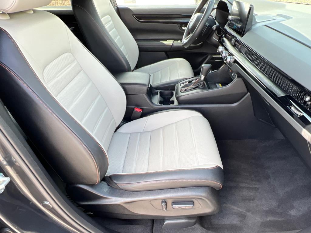 used 2024 Honda CR-V Hybrid car, priced at $36,511