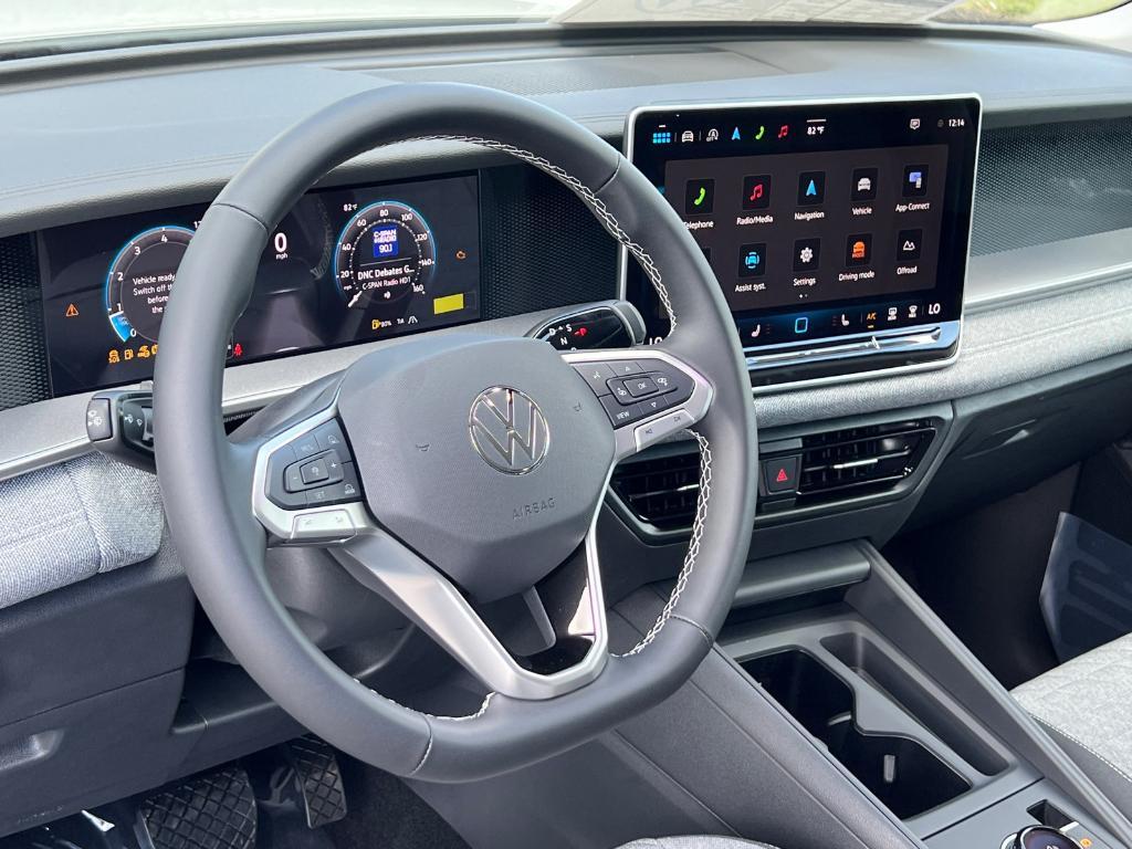 new 2025 Volkswagen Tiguan car, priced at $30,654