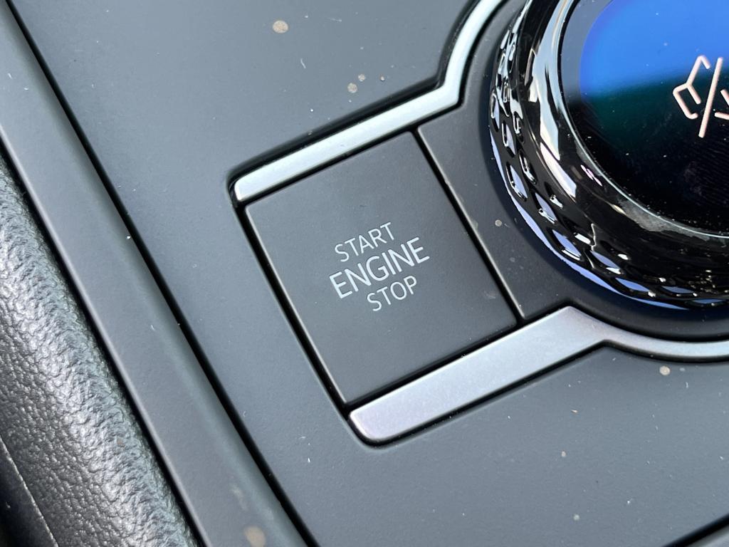 new 2025 Volkswagen Tiguan car, priced at $37,167