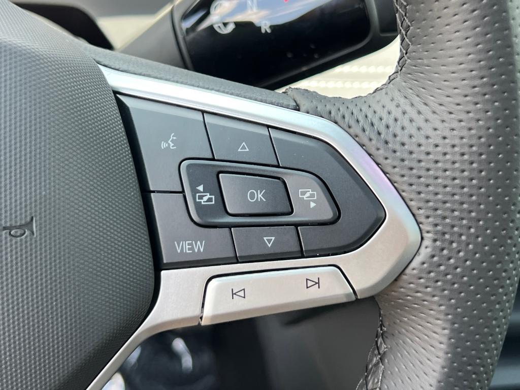 new 2025 Volkswagen Tiguan car, priced at $37,167