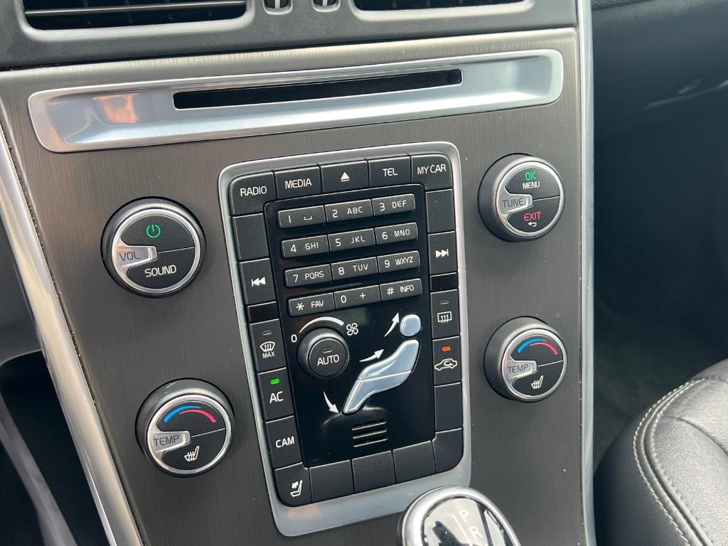 used 2015 Volvo XC60 car, priced at $8,525