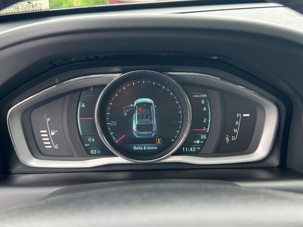 used 2015 Volvo XC60 car, priced at $8,525